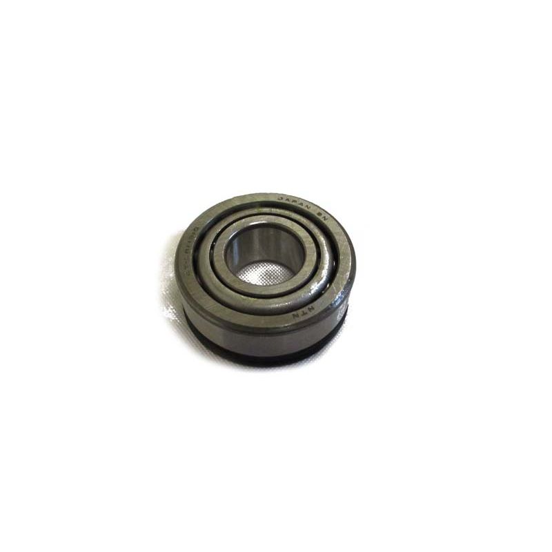 REAR HUB PIVOT BEARING:  XK8, X308, XJS