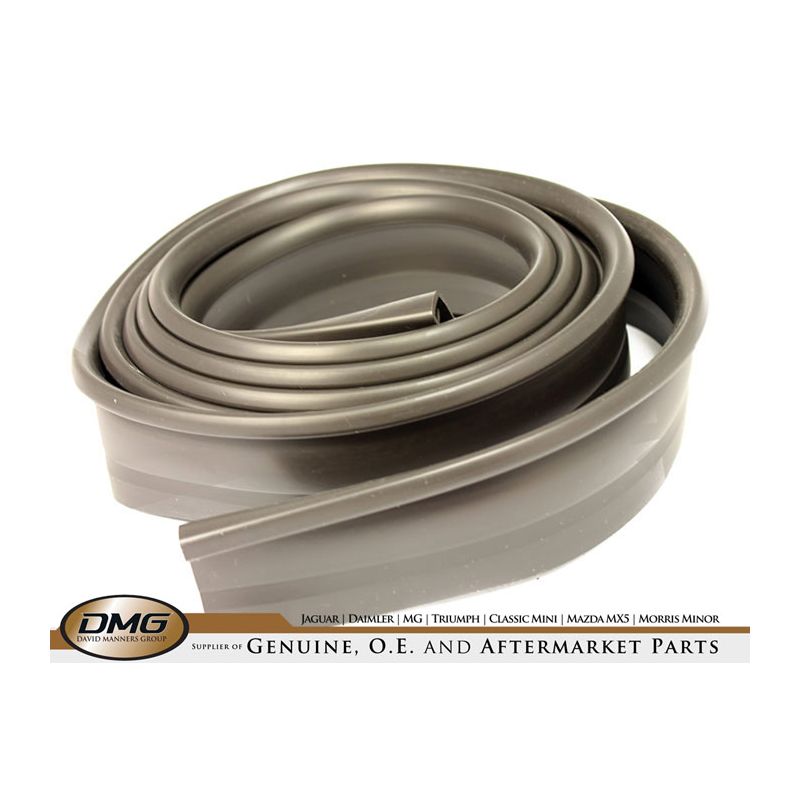 REAR HATCH/BOOT FINISHER:  E-TYPE FHC