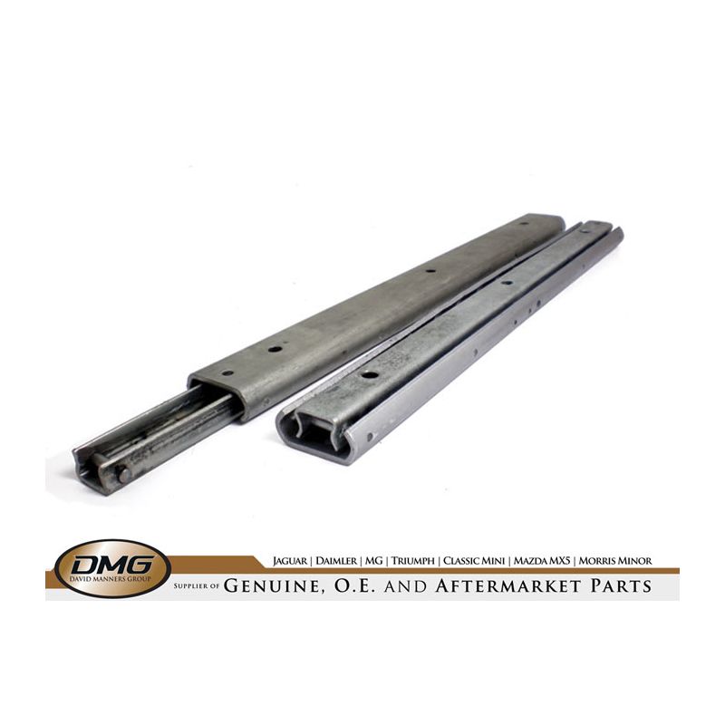 SEAT RUNNER SET:  XK120 (PER SEAT)