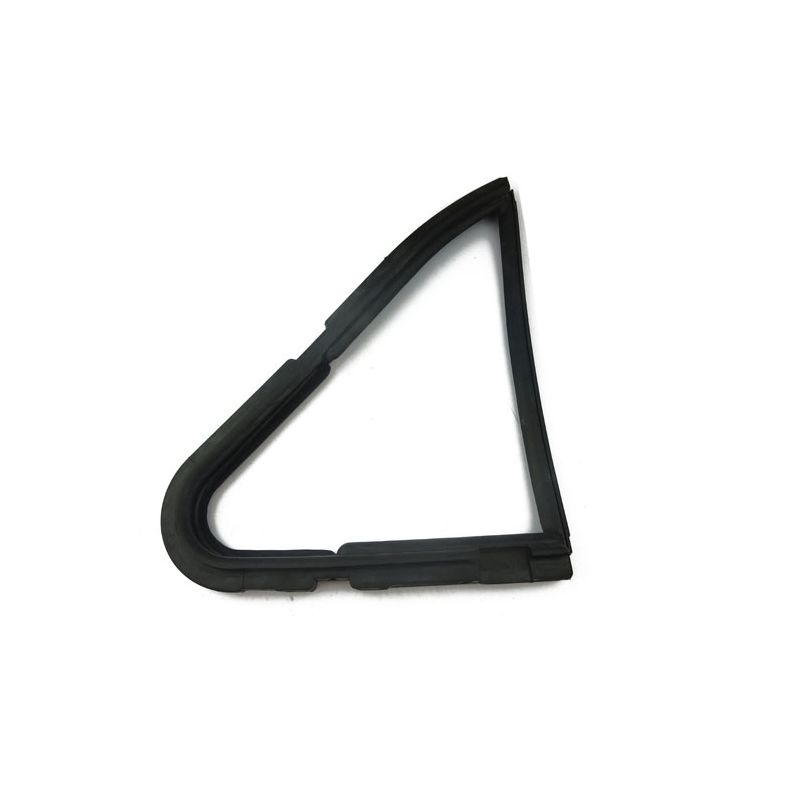 RH FRONT QUARTER LIGHT SEAL:  MK1