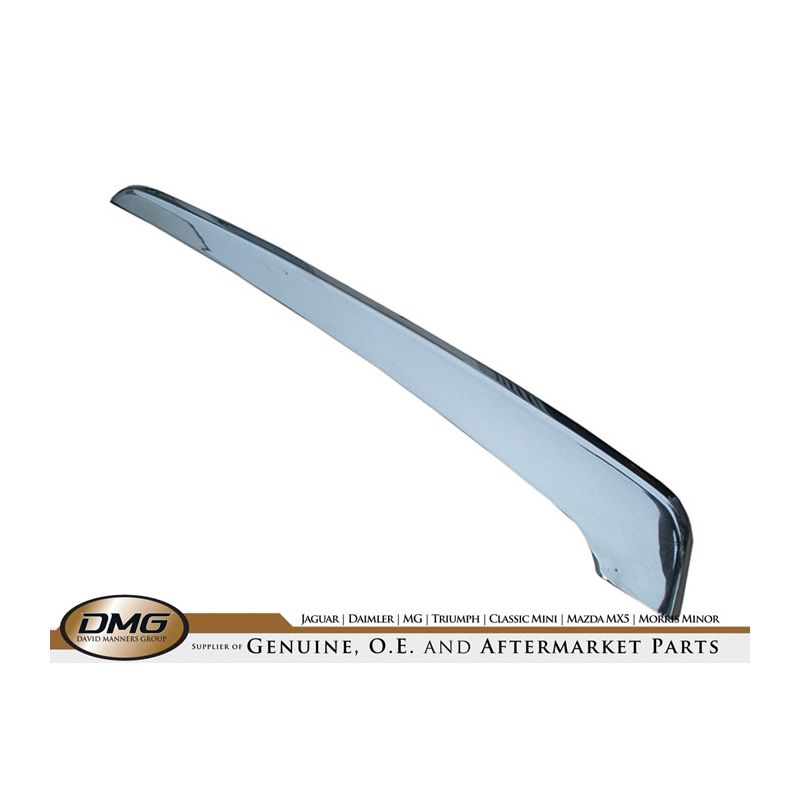 RH REAR BUMPER (CHROME):  XJ40