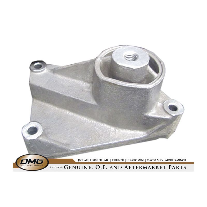 SUPERCHARGER IDLER BRACKET:  X350, NEW XK, XF