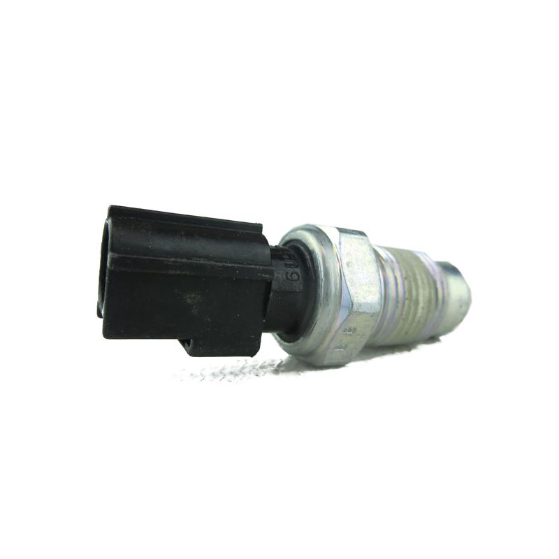 OIL PRESSURE SWITCH:  XF, X350 V6 PETROL