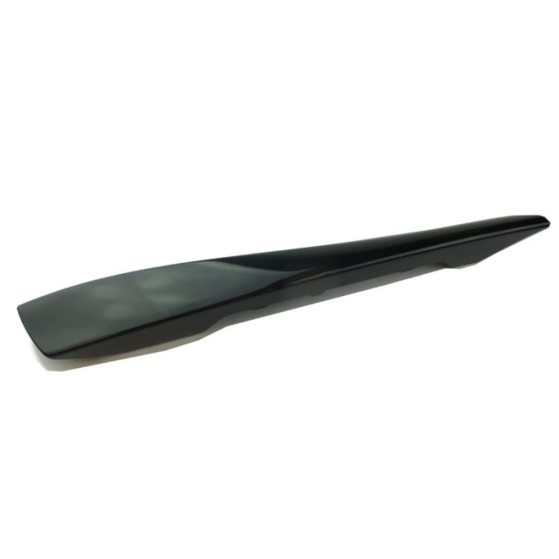 RH FRONT BUMPER BLADE:  XF