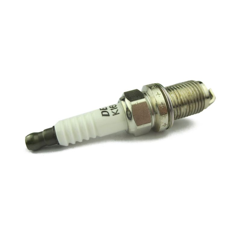 SPARK PLUG  (DENSO):  XJ40 4.0