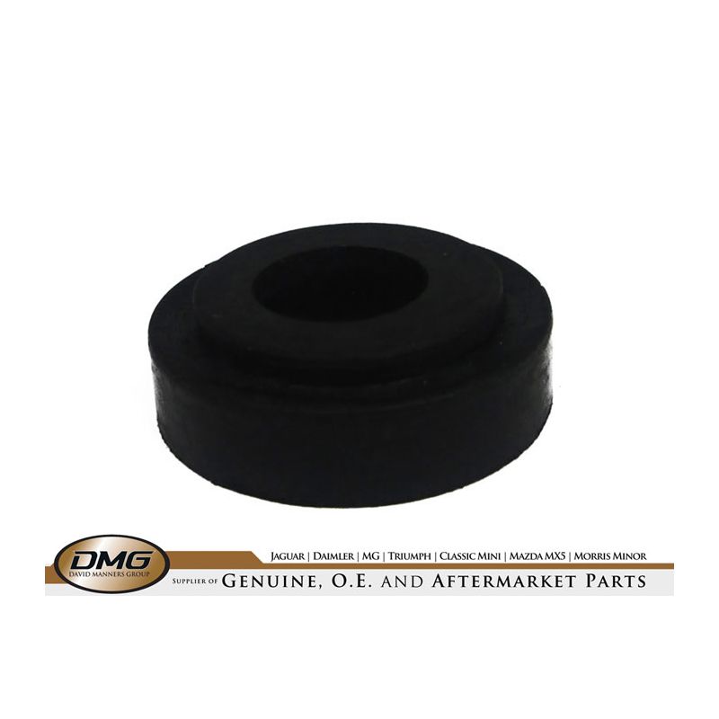 GEAR CHANGE HOUSING MOUNTING BUSH:  XJS, XJ40, X300