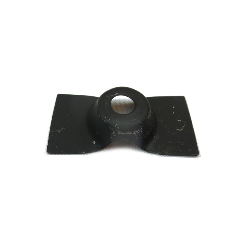 CARPET STUD RETAINER:  E-TYPE