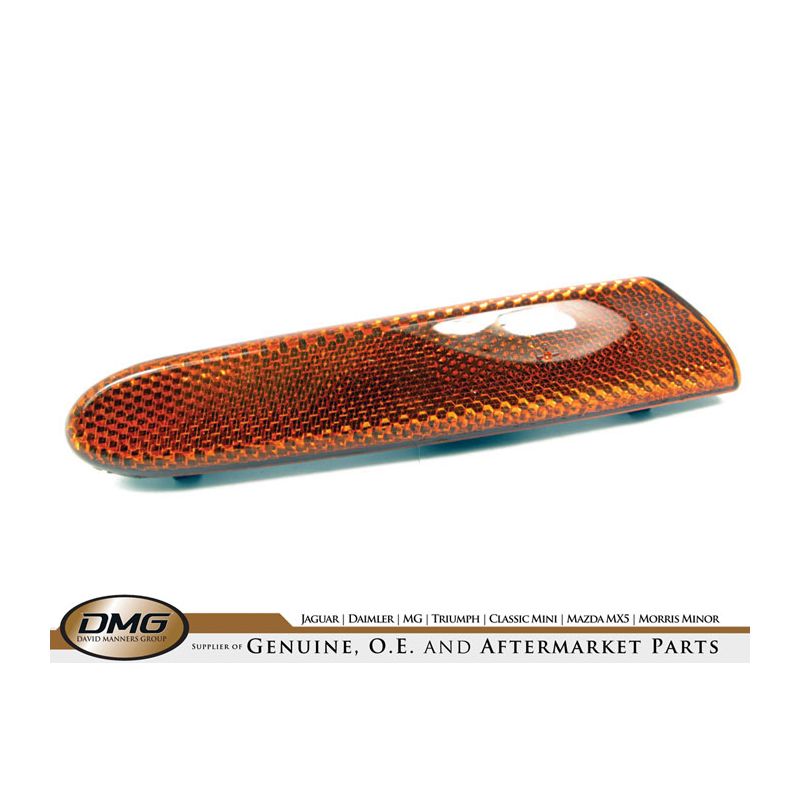 RH FRONT BUMPER REFLECTOR (AMBER):  S-TYPE