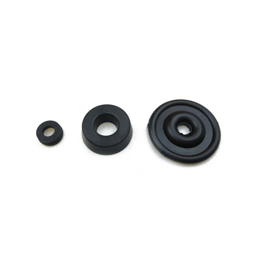JAGUAR MKII, S-TYPE, DAIMLER V8 BRAKE MASTER CYLINDER REPAIR KIT - 11608