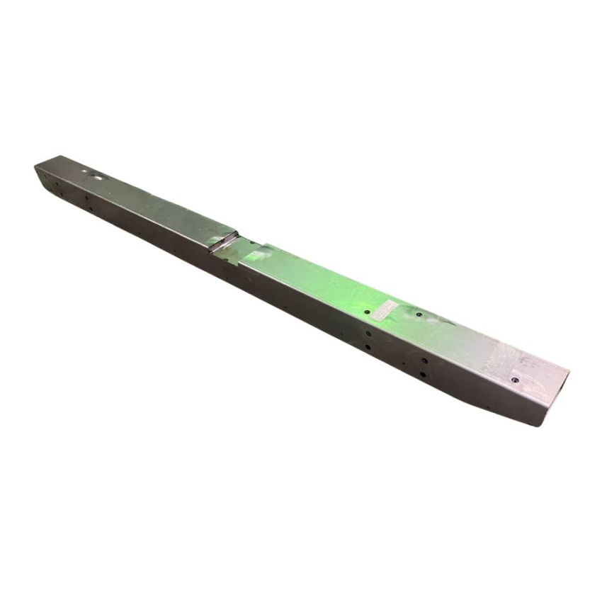 RIGHT HAND CHASSIS SILL DAIMLER DART - 26266/03
