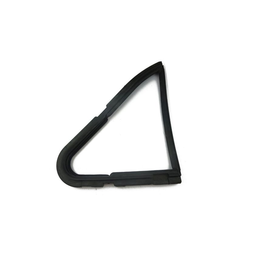 RH FRONT QUARTER LIGHT SEAL:  MK1
