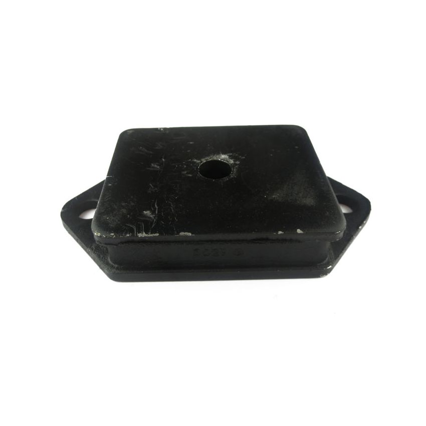 CROSSMEMBER FRONT SANDWICH MOUNTING:  MK2, V8, 420, S-TYPE