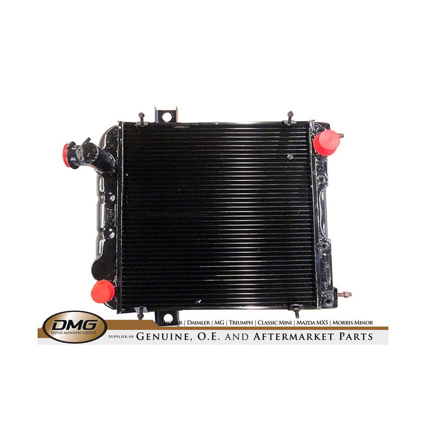 RECORED RADIATOR:  V8 AUTO