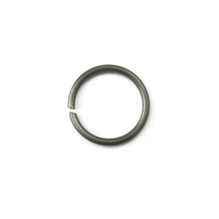 VALVE GUIDE CIRCLIP:  MOST MODELS