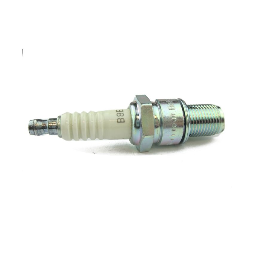 SPARK PLUG:  XJ40 2.9