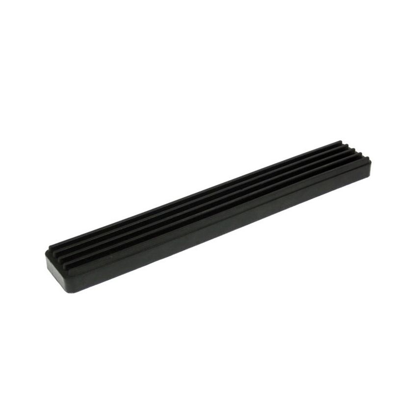 ACCELERATOR PEDAL RUBBER:  MK1, MK2, S-TYPE, 420, SOV, V8, XK150 LATE
