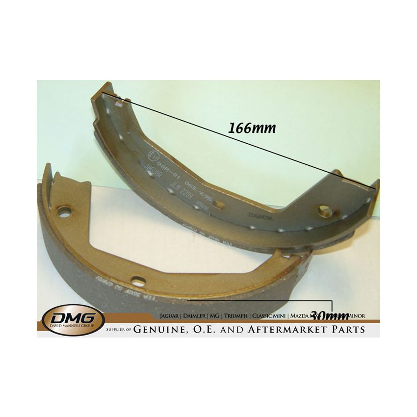 PARK BRAKE SHOE SET:  XJ40, X300, X308, XK8