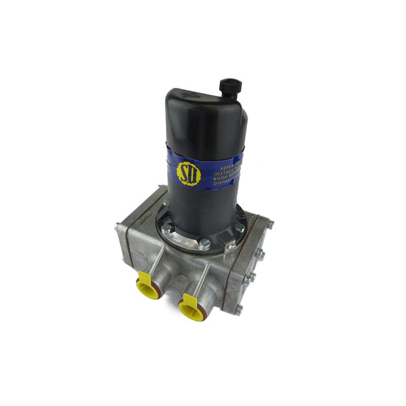 FUEL PUMP (ORIGINAL)  JAGUAR XK MODELS, DAIMLER DART - AUA152
