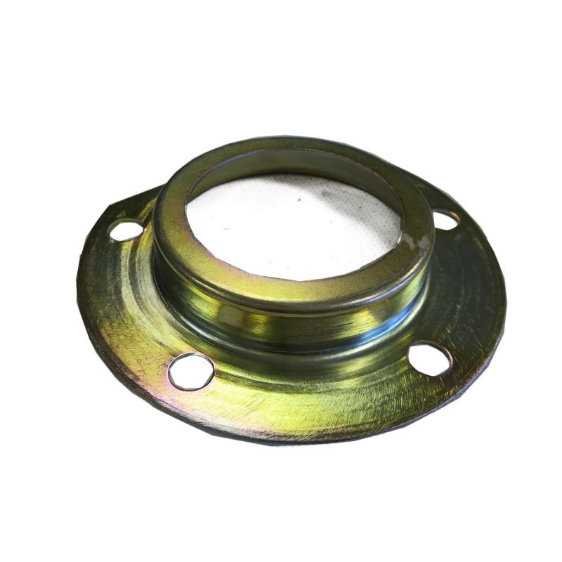 OUTER HUB OIL SEAL HOUSING:  XK MODELS