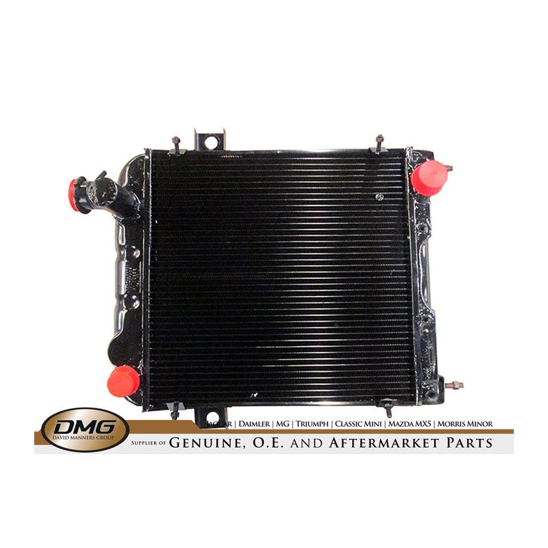 RECORED RADIATOR:  V8 AUTO