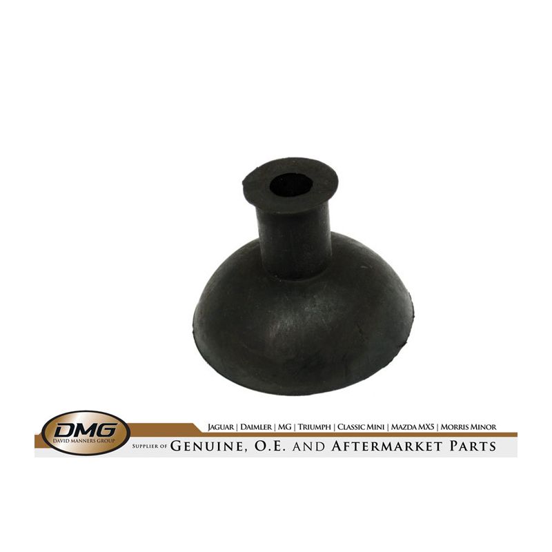 BRAKE / CLUTCH PEDAL GROMMET:  XK120