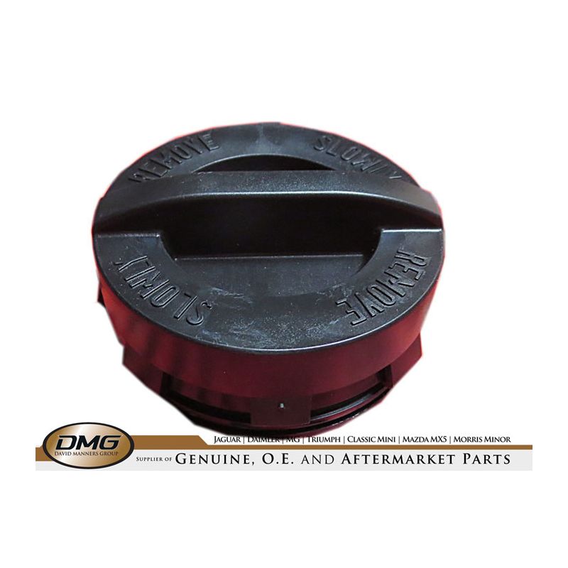 PETROL FILLER CAP:  XJ40