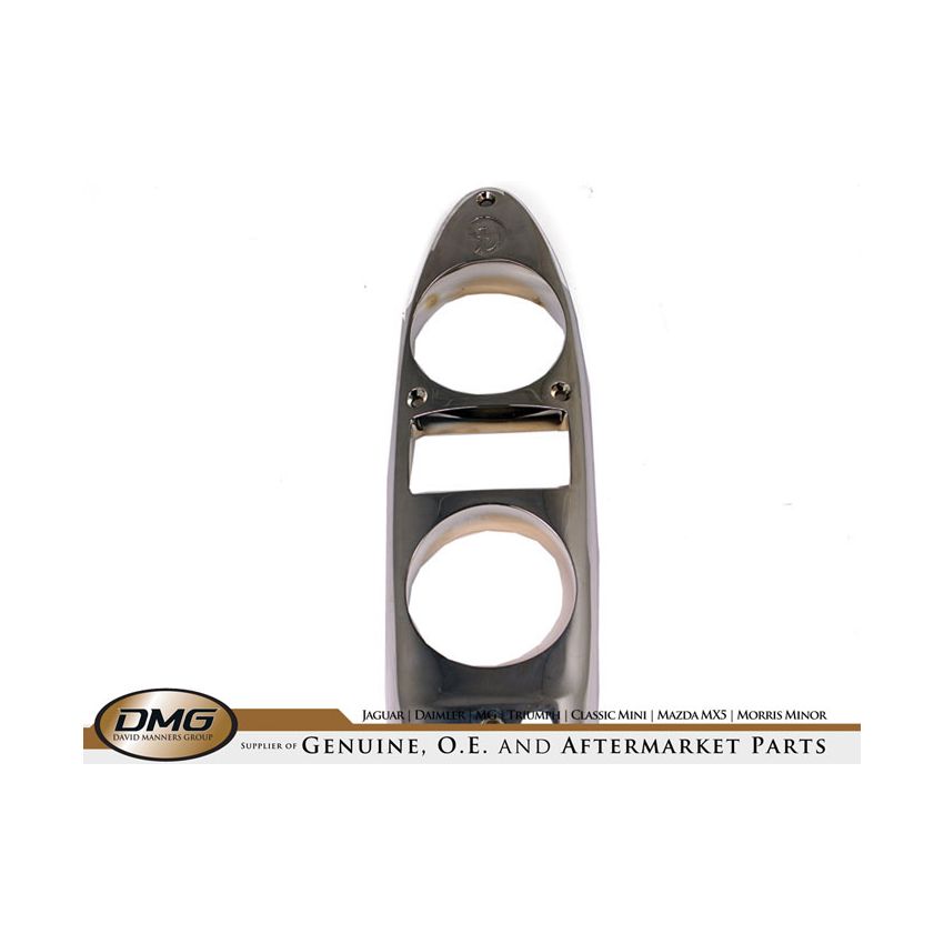 REAR LAMP SURROUND:  DART