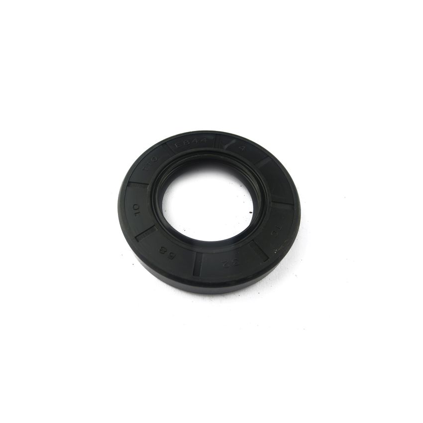 INNER REAR HUB OIL SEAL:  MK2, V8, DART