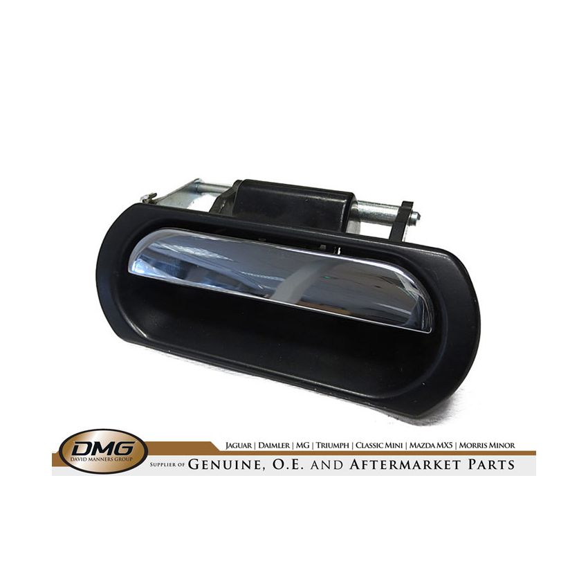 RH FRONT DOOR HANDLE (BLACK):  XJ S3