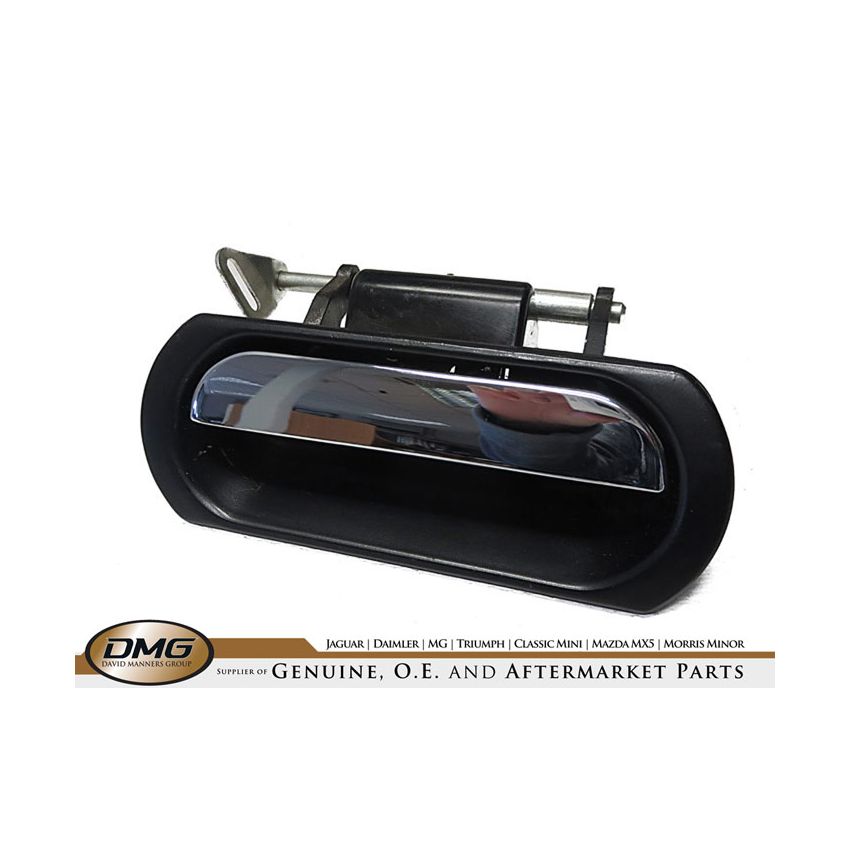 RH REAR DOOR HANDLE (BLACK):  XJ S3