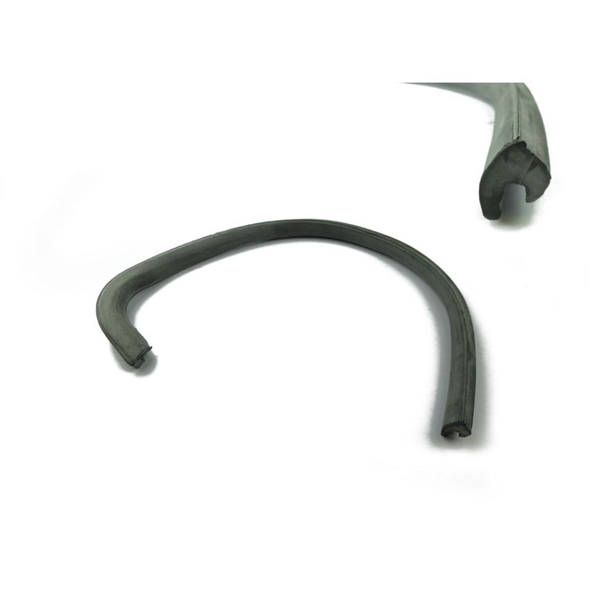 RH B-POST RUBBER:  E-TYPE S1 S2