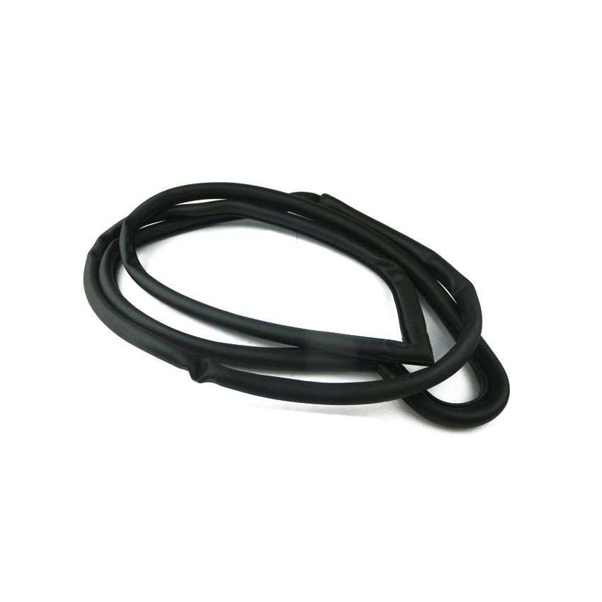 RH REAR DOOR SEAL:  XJ S1 S2 SWB