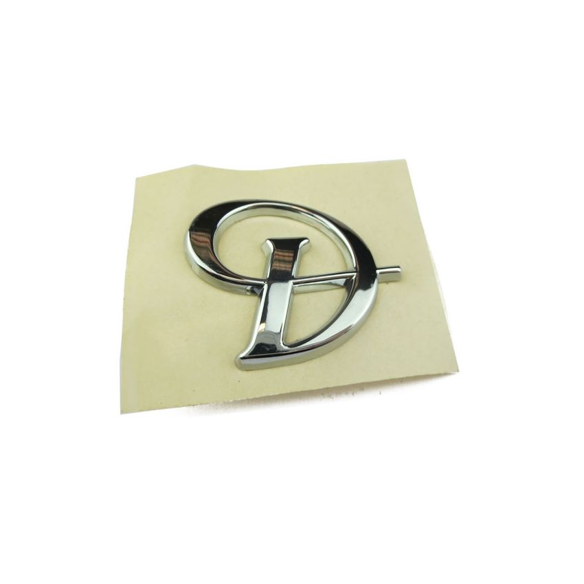 RADIATOR GRILLE BADGE:  X350, DAIMLER