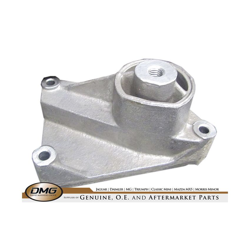 SUPERCHARGER IDLER BRACKET:  X350, NEW XK, XF