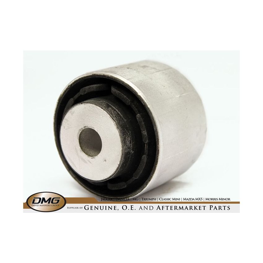 FRONT LOWER WISHBONE BUSH:  S-TYPE M45255>, X350