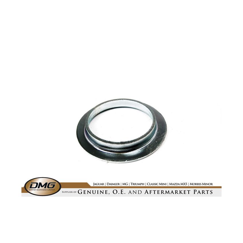 REAR SUSPENSION RETAINING COLLAR:  E-TYPE V12