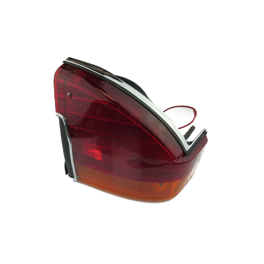 RH REAR LAMP:  XJS EARLY