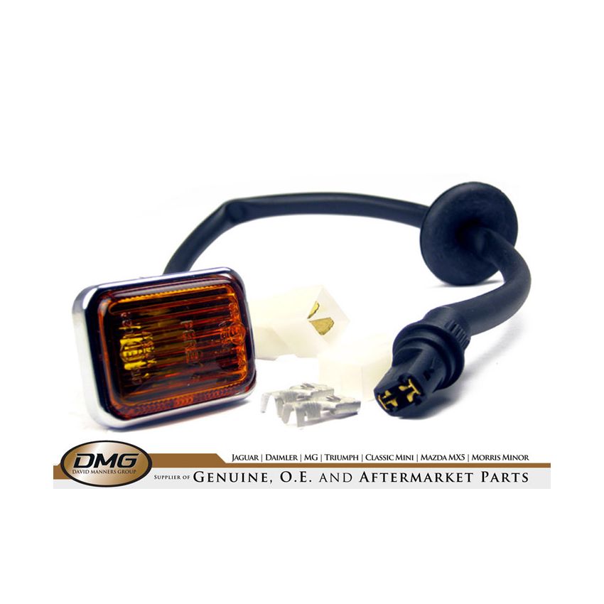 SIDE REPEATER LAMP:  XJ40 FROM 629286