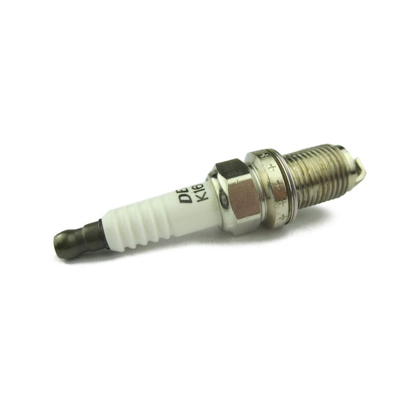 SPARK PLUG  (DENSO):  XJ40 4.0