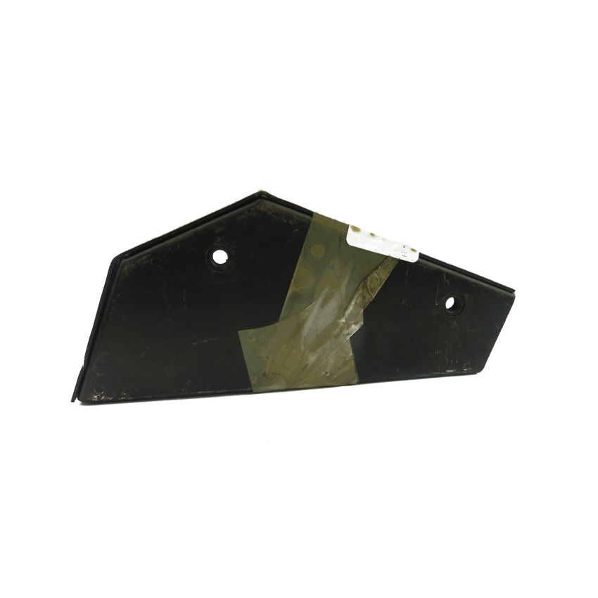 RH LOWER MOUNTING BRACKET:  E-TYPE V12