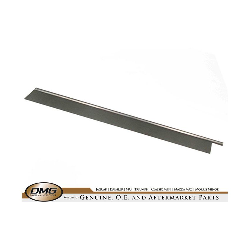 RH ROOF GUTTER TRIM:  XK120 DHC